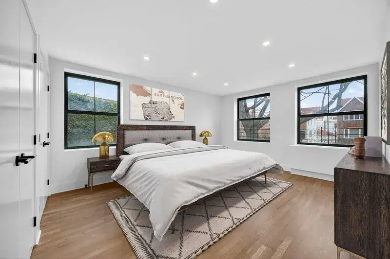 primary bedroom real estate photo
