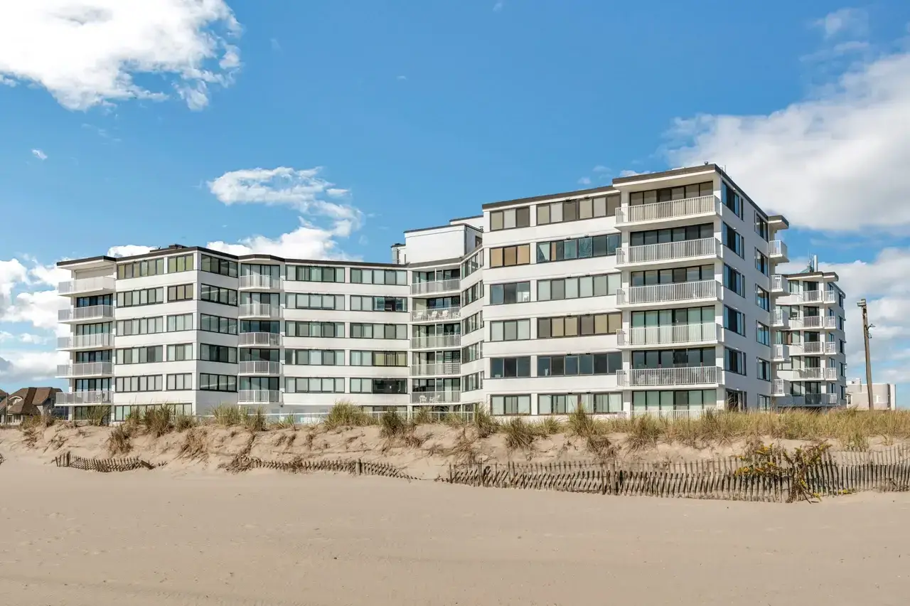 How to Become a Certified Real Estate Photographer