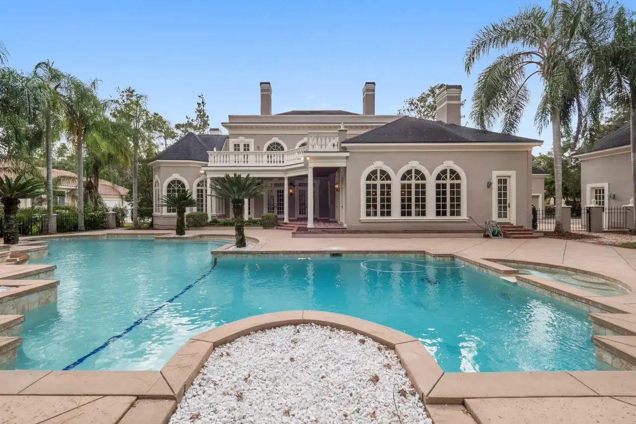 Real Estate Photographer Jobs Near You: How to Find and Apply for the Best Opportunities