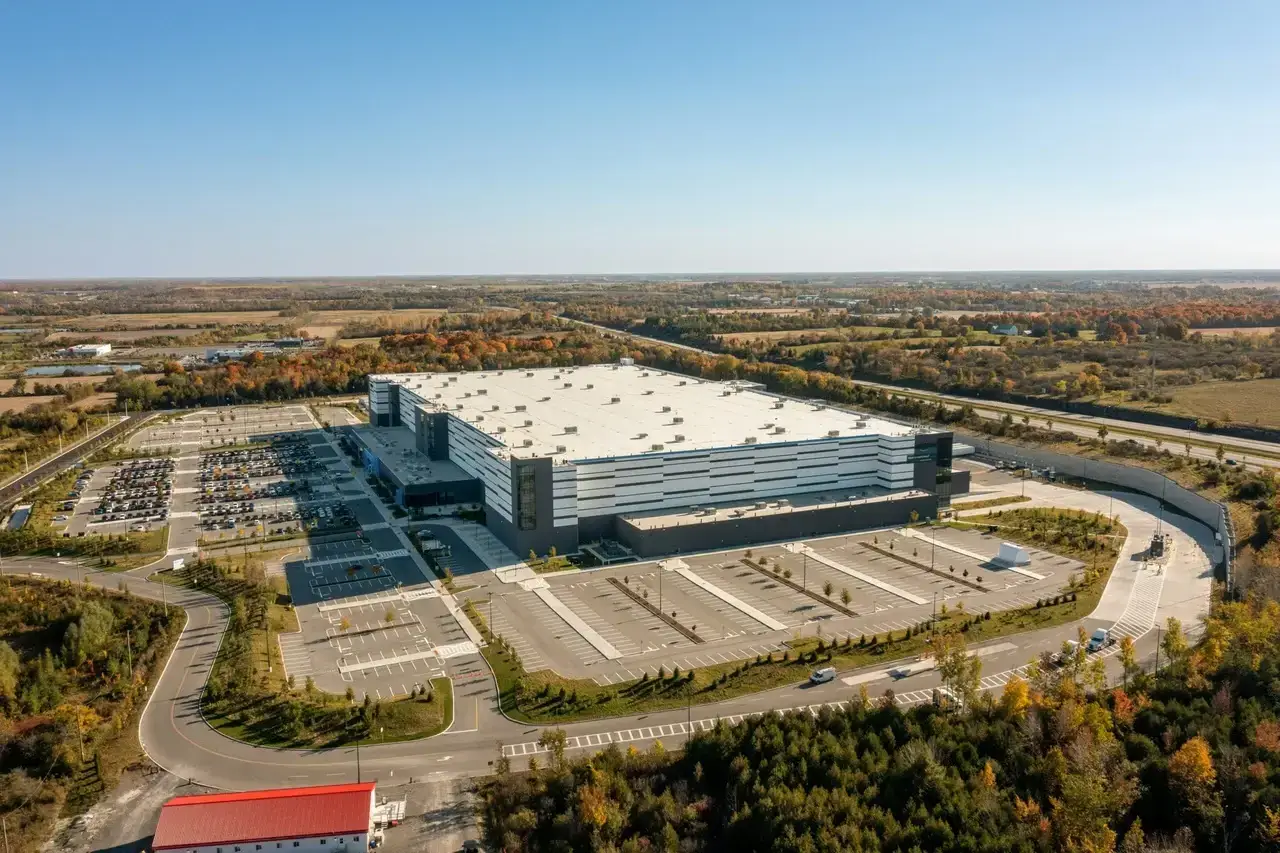 Techniques for Photographing Large Warehouses and Industrial Spaces