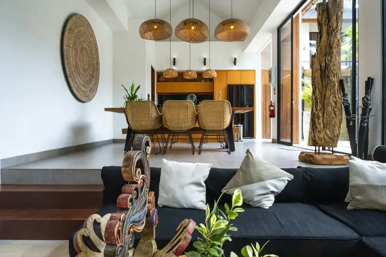 Using Leading Lines to Guide the Viewer's Eye in Property Photos