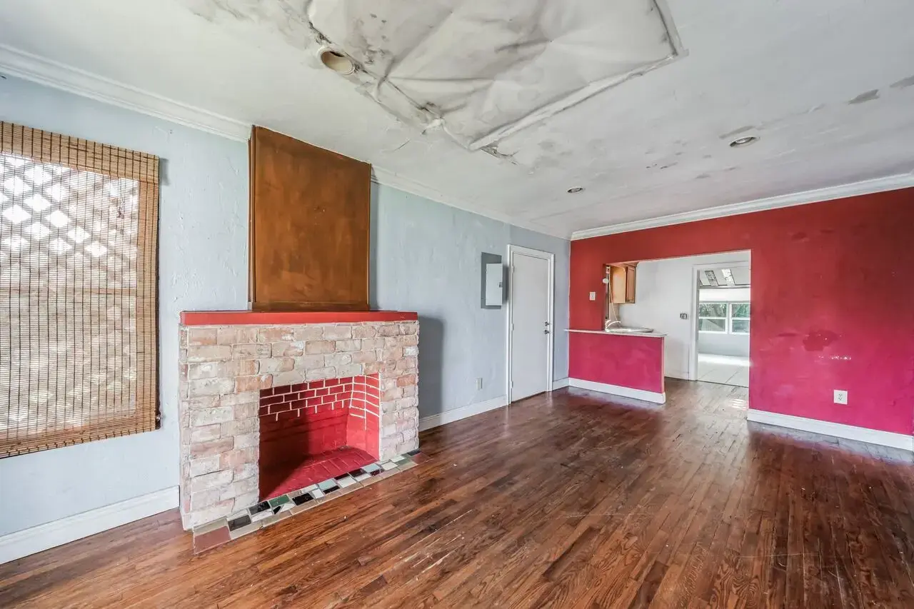 Interior clean-out and junk removal